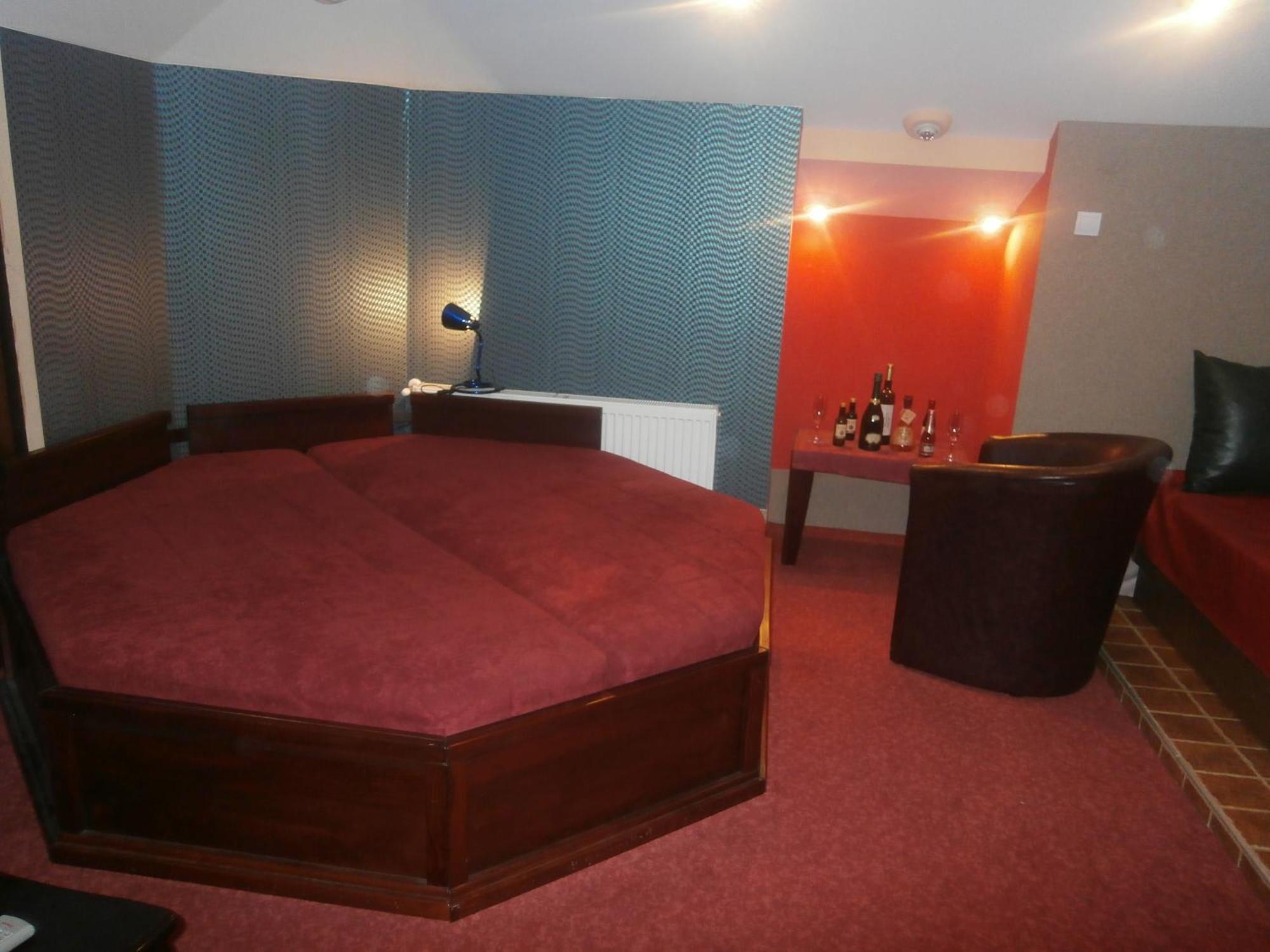 Hotel Vila Mitic Luxx Spa Centar Leskovac  Exterior photo